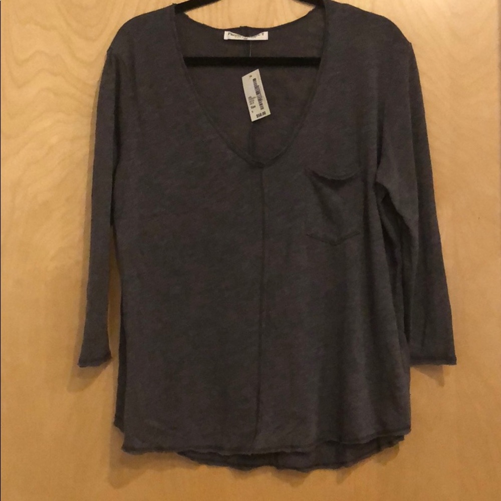 NWT 🆕 Charcoal Top